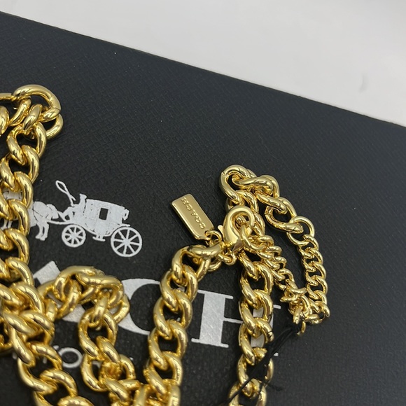 Coach Heart Turnlock Pave’ Chain Link Necklace - Picture 4 of 5